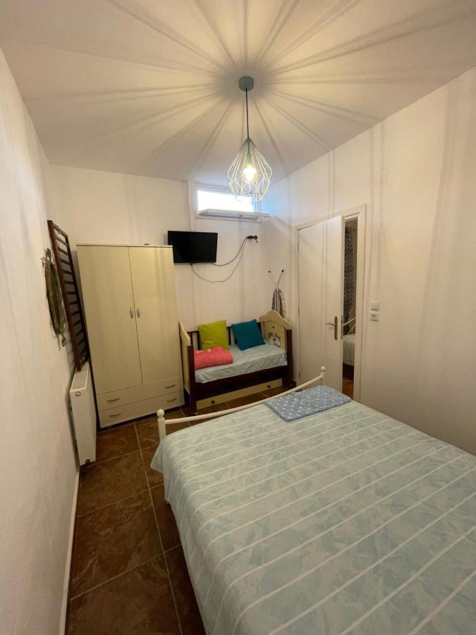 Maria Apartments Nea Karvali Kültér fotó
