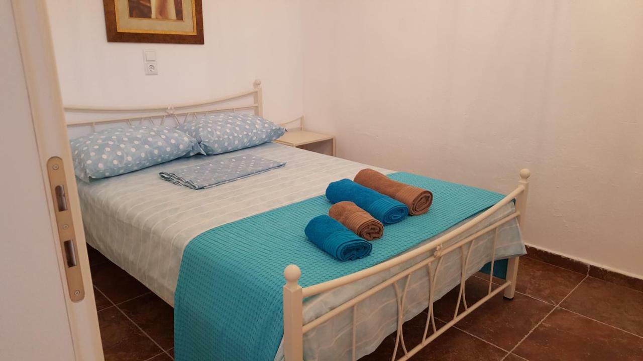 Maria Apartments Nea Karvali Kültér fotó