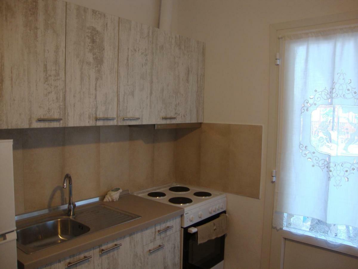 Maria Apartments Nea Karvali Kültér fotó
