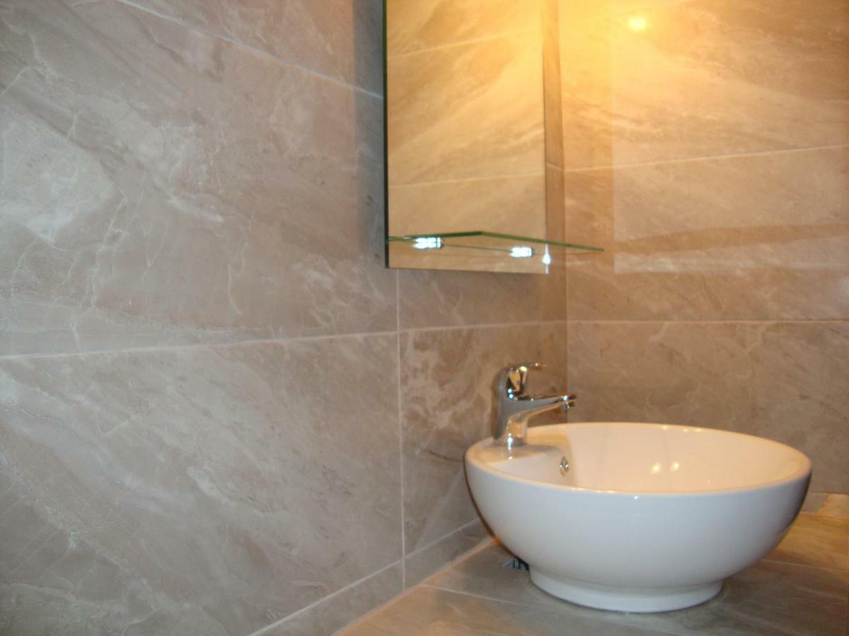 Maria Apartments Nea Karvali Kültér fotó