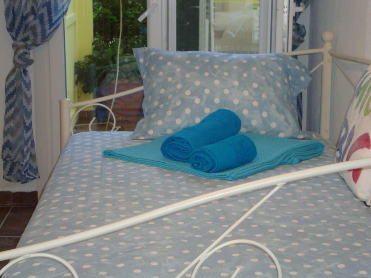 Maria Apartments Nea Karvali Kültér fotó