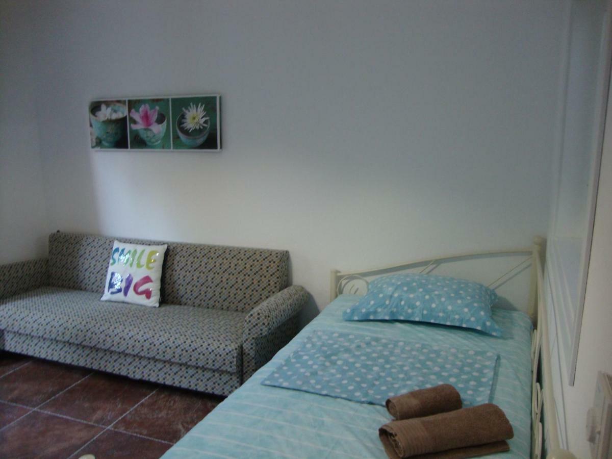 Maria Apartments Nea Karvali Kültér fotó
